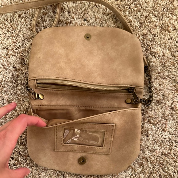 2 for $10! Beautiful beige bohemian mini crossbody purse with so many pockets - Picture 2 of 4